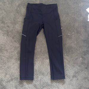 Lululemon High-Waisted Black Crop Leggings